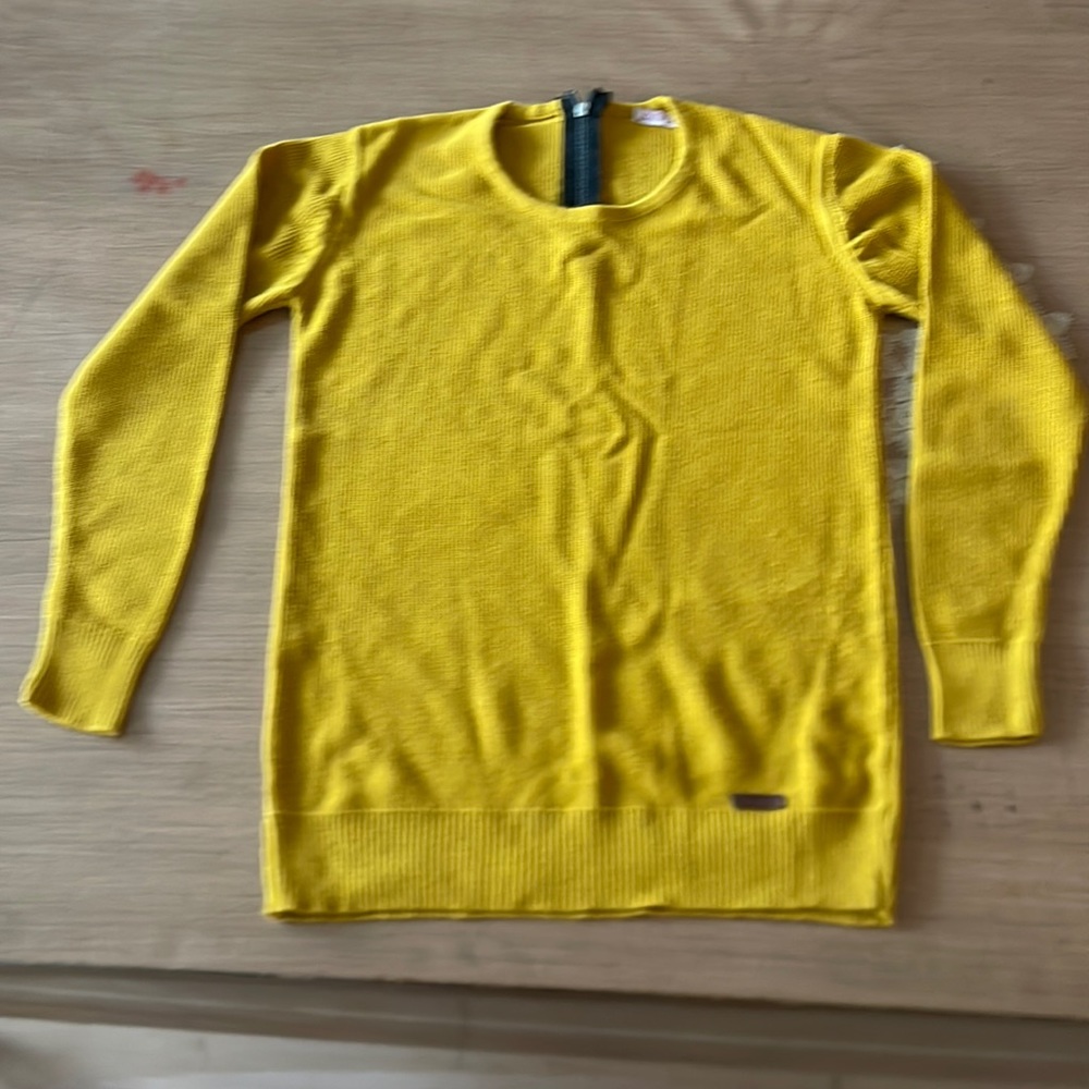 Piano women knitted sweater